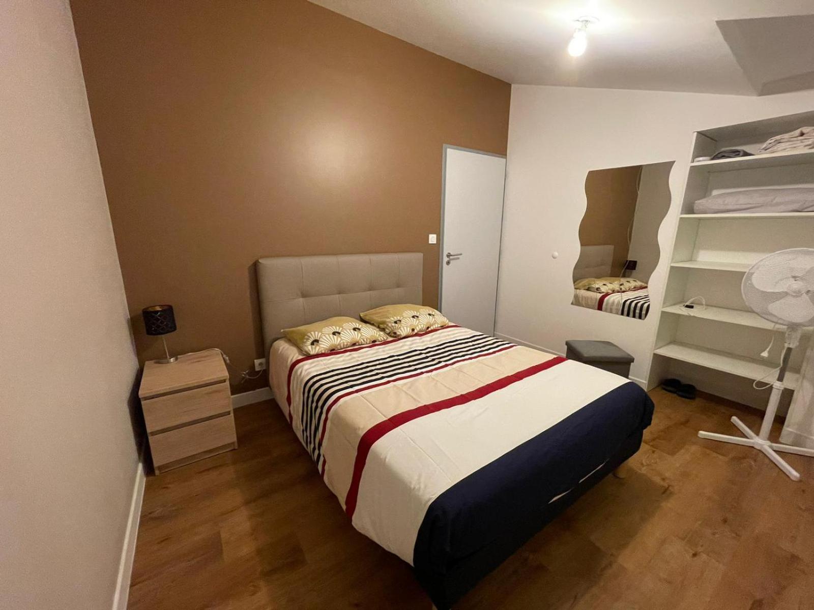 Gite De 2 Chambres - Ancenis A11 - Logis Du Chateau Rouge Mésanger Esterno foto